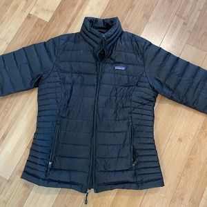 Women’s Patagonia puffer